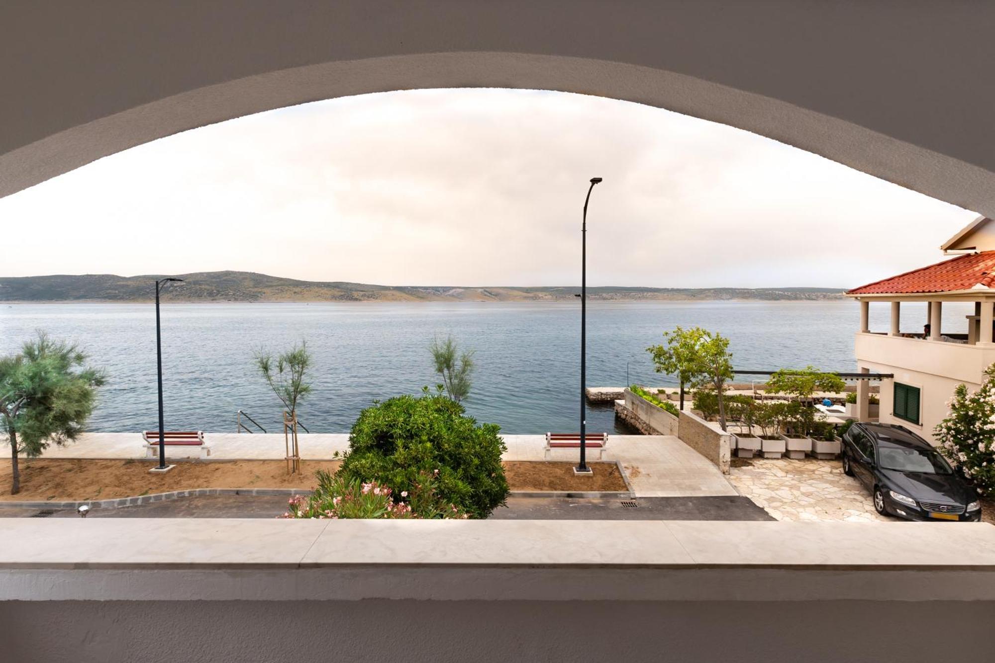 Apartments Dida Sime Starigrad Paklenica Buitenkant foto
